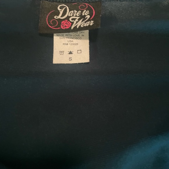 Gothic top unique elegant sophisticated stand out design - Picture 12 of 12